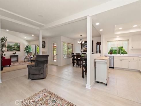 27707 Calle Valdes , Mission Viejo, CA