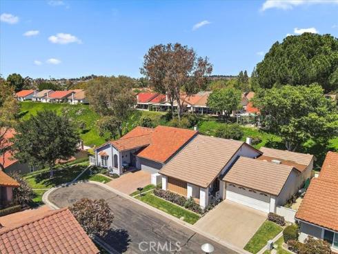 27707 Calle Valdes , Mission Viejo, CA