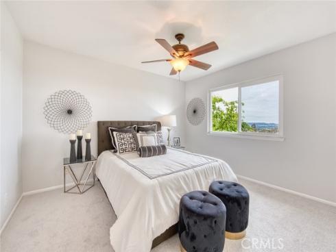 22911 Via Santiago , Mission Viejo, CA