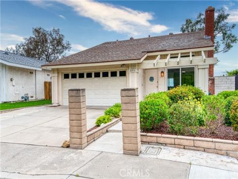 22911 Via Santiago , Mission Viejo, CA