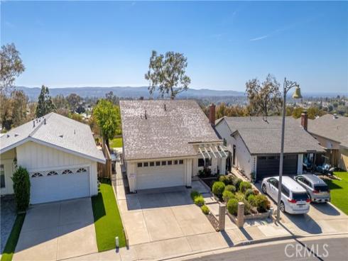 22911 Via Santiago , Mission Viejo, CA