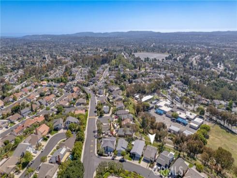 22911 Via Santiago , Mission Viejo, CA