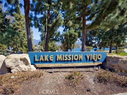 22911 Via Santiago , Mission Viejo, CA