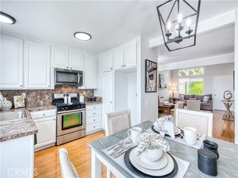 22911 Via Santiago , Mission Viejo, CA