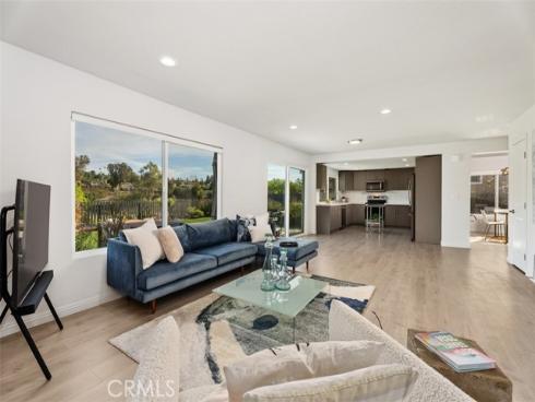 24682 Via San Fernando , Mission Viejo, CA