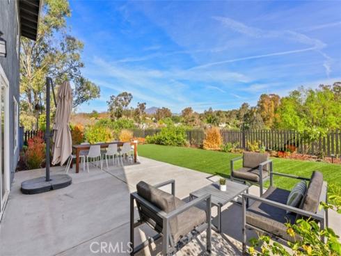 24682 Via San Fernando , Mission Viejo, CA