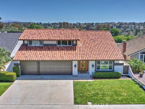 24362 Via Santa Clara , Mission Viejo, CA