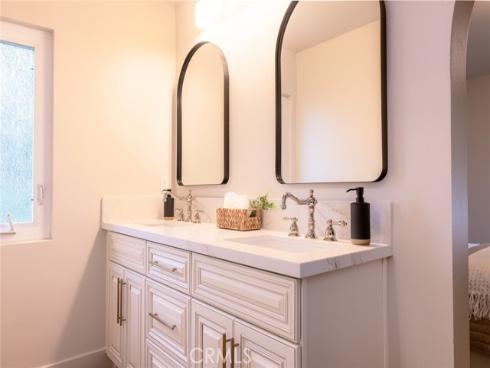 23999 Delantal , Mission Viejo, CA