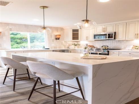 23999 Delantal , Mission Viejo, CA