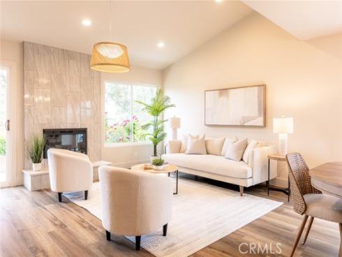 23999 Delantal , Mission Viejo, CA