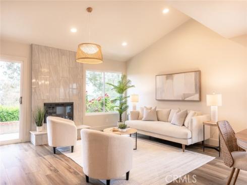 23999 Delantal , Mission Viejo, CA