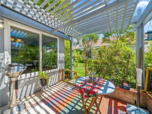 27681 Via Rodrigo , Mission Viejo, CA