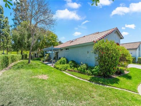 27681 Via Rodrigo , Mission Viejo, CA