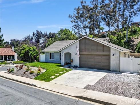 25101 Sebastian Lane, Mission Viejo, CA