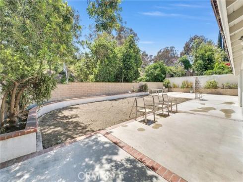 25101 Sebastian Lane, Mission Viejo, CA