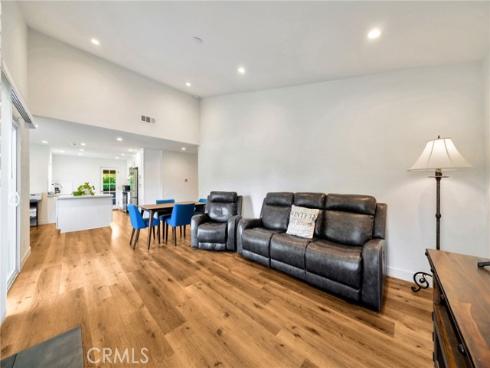 27652 Via Rodrigo , Mission Viejo, CA