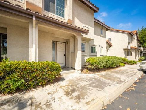 23391 La Crescenta 270C , Mission Viejo, CA