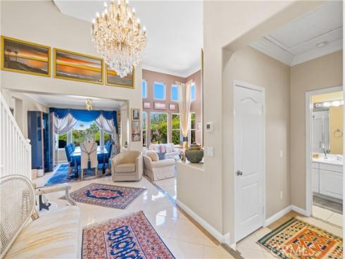 22541  Wakefield  , Mission Viejo, CA