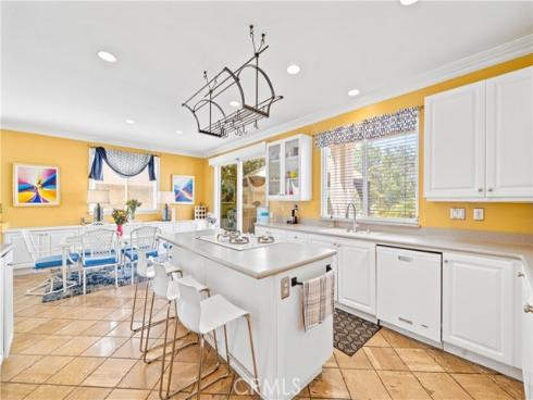 22541  Wakefield  , Mission Viejo, CA