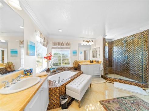 22541  Wakefield  , Mission Viejo, CA