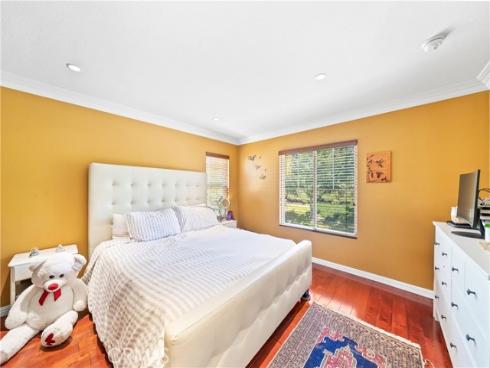 22541  Wakefield  , Mission Viejo, CA