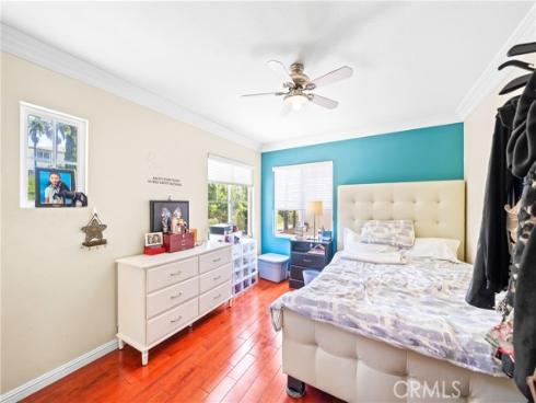 22541  Wakefield  , Mission Viejo, CA