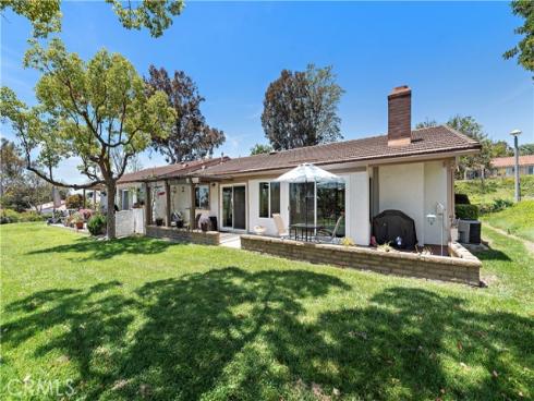 27972 Via Chocano , Mission Viejo, CA