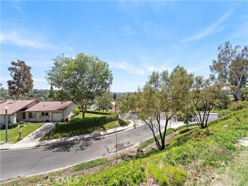 27972 Via Chocano , Mission Viejo, CA