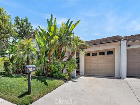 27972 Via Chocano , Mission Viejo, CA
