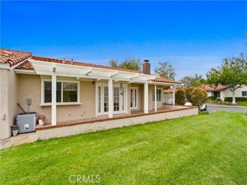 28161 Via Chabas , Mission Viejo, CA