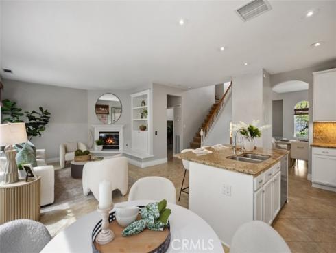 25 Hollyhock Lane, Mission Viejo, CA