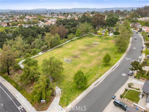 23291 Via Gaudix , Mission Viejo, CA