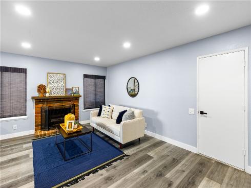 22476 Almaden , Mission Viejo, CA