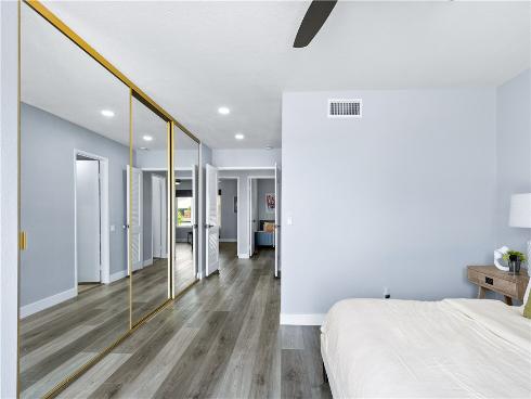 22476 Almaden , Mission Viejo, CA