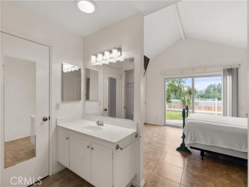 26231 Avenida Calidad , Mission Viejo, CA