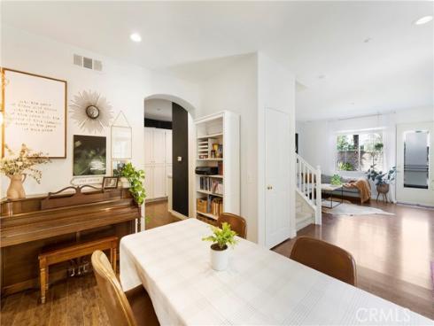 242 Knoll , Mission Viejo, CA