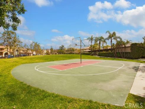 242 Knoll , Mission Viejo, CA