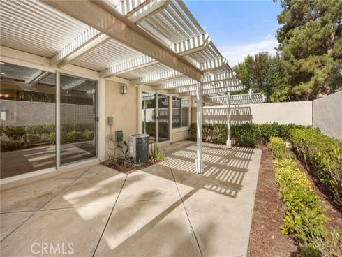21658  Paseo Maravia  , Mission Viejo, CA