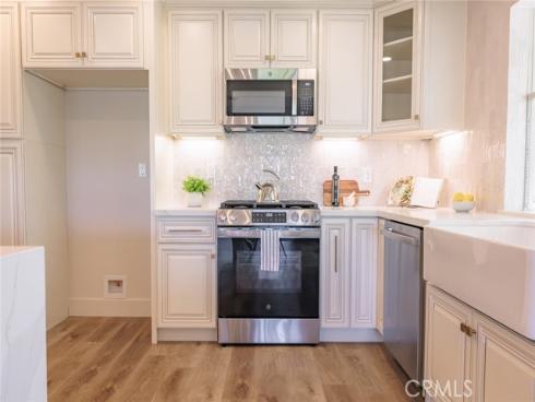 23586  Villena  , Mission Viejo, CA