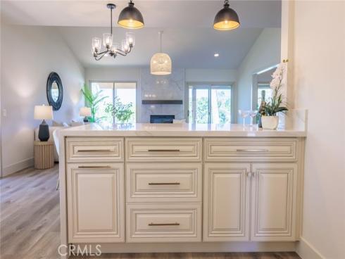 23586  Villena  , Mission Viejo, CA