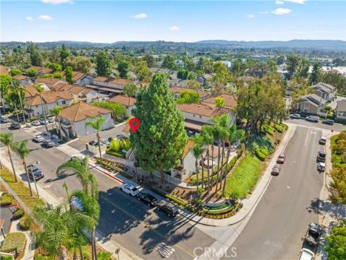 23301 La Crescenta , Mission Viejo, CA