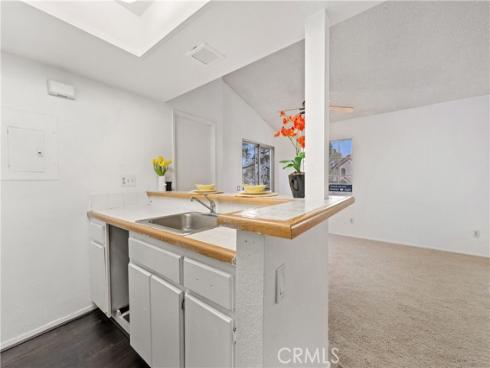 23301  La Crescenta  , Mission Viejo, CA