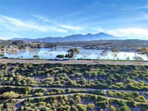 23224  Coso  , Mission Viejo, CA