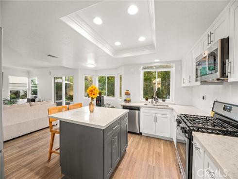 26562  Via Mondelo  , Mission Viejo, CA