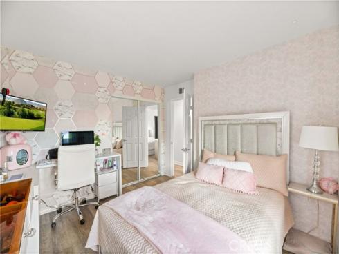 26562  Via Mondelo  , Mission Viejo, CA