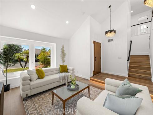 21902  Herencia  , Mission Viejo, CA