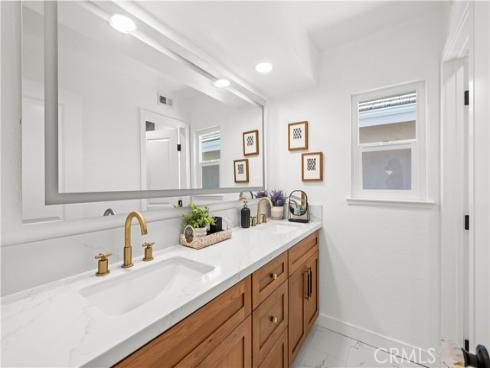 21902  Herencia  , Mission Viejo, CA