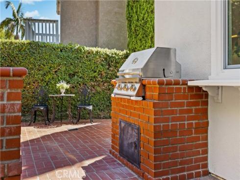 21902  Herencia  , Mission Viejo, CA