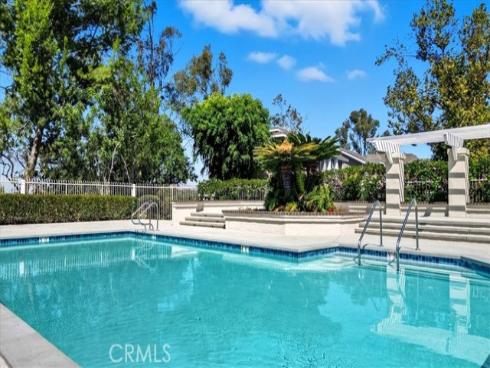 23401  Via Linda  C , Mission Viejo, CA