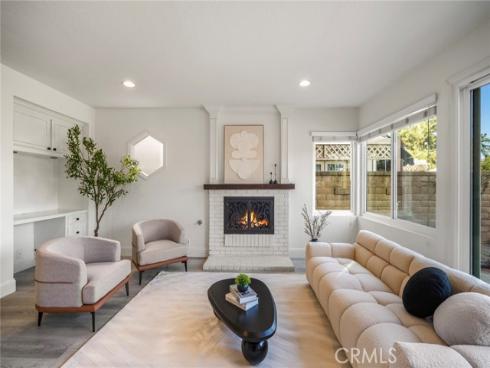 26732  Trasmiras  , Mission Viejo, CA